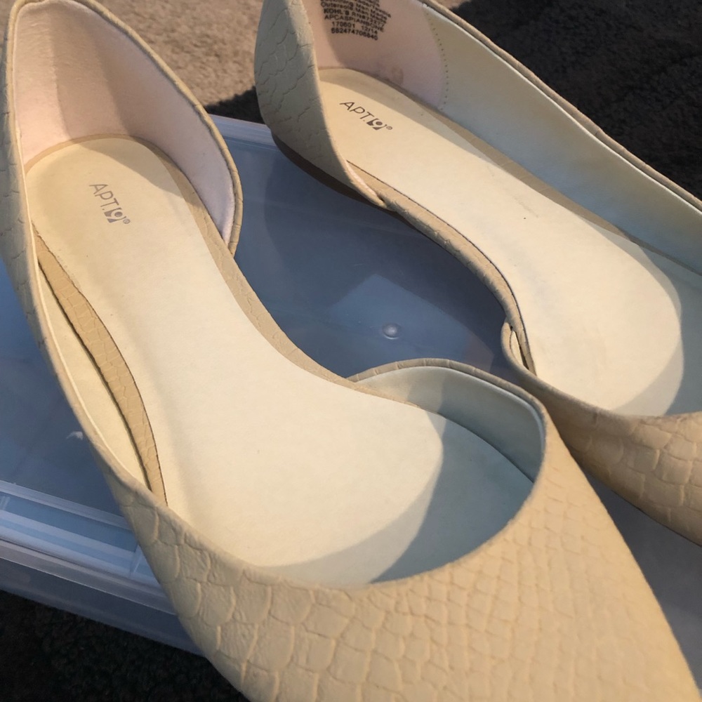 Off  White slide on